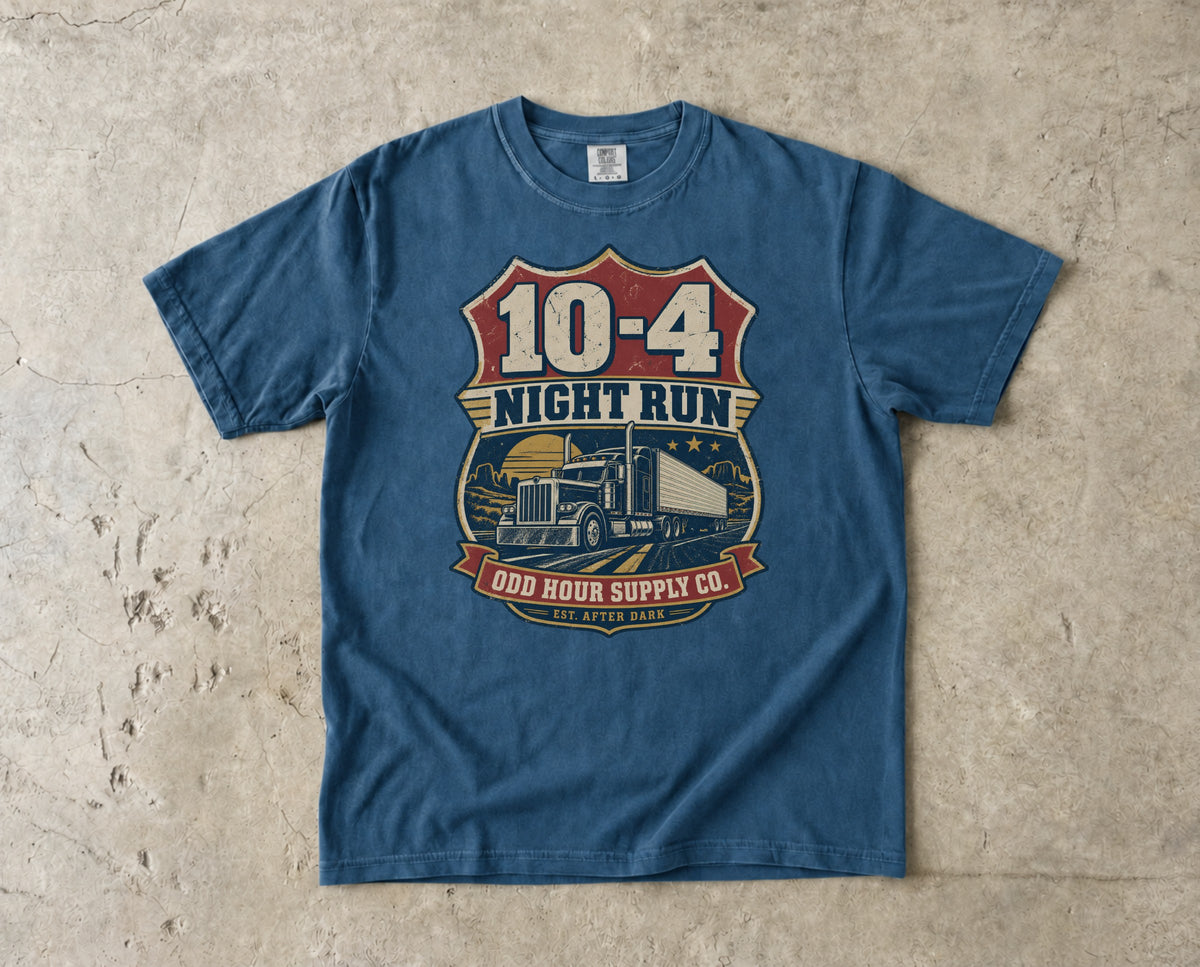10-4 Night Run T-Shirt in Midnight – Vorderansicht von Odd Hour Supply.