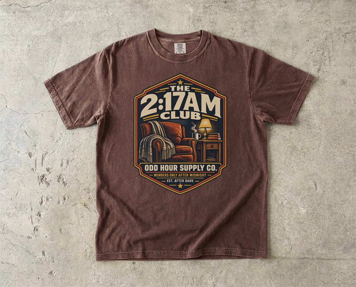 The 2:17AM Club T-Shirt – Vorderansicht von Odd Hour Supply.