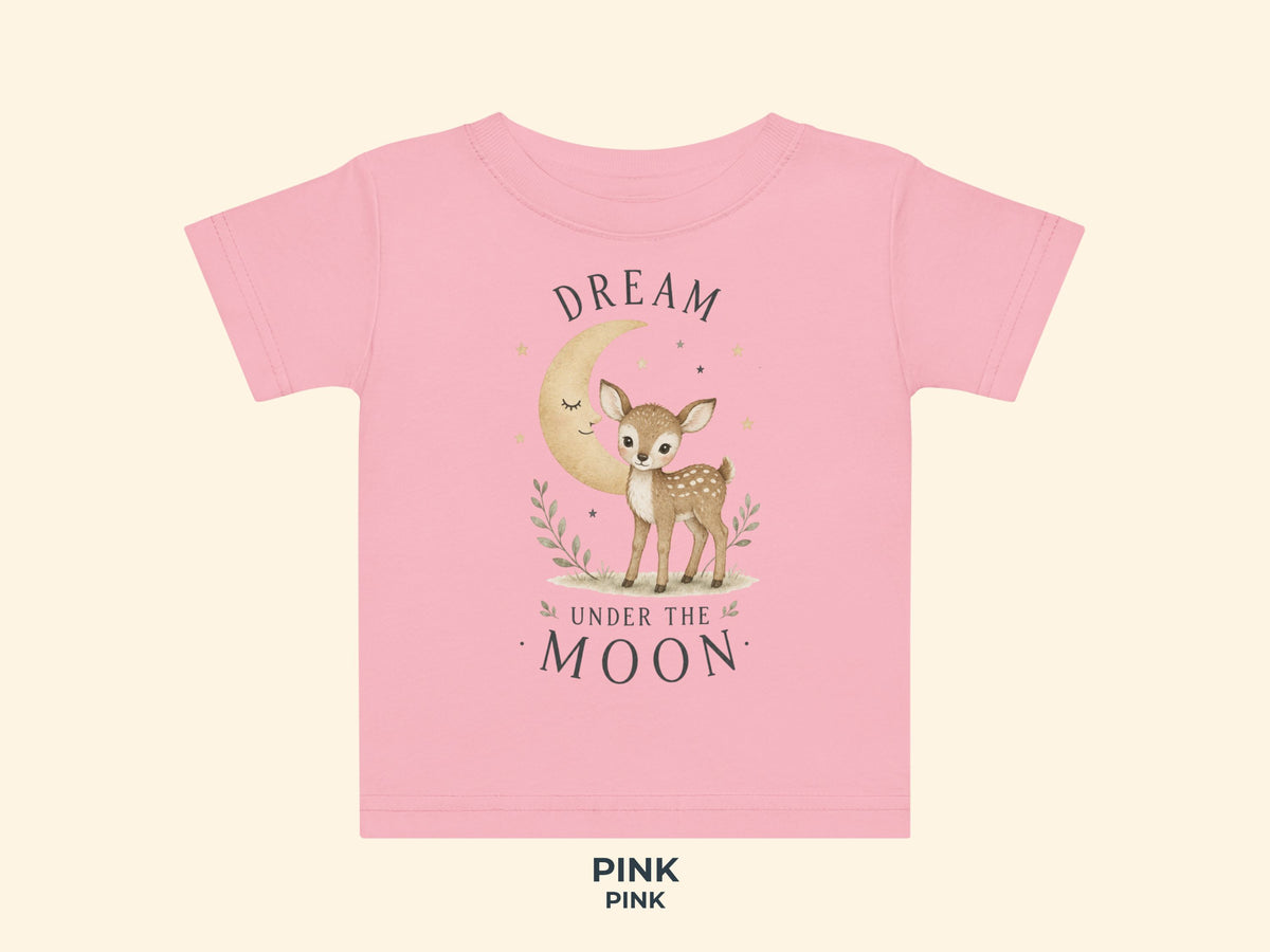 Dream Under The Moon Rehkitz Baby T-Shirt in Pink – Produktansicht von Odd Hour Supply.