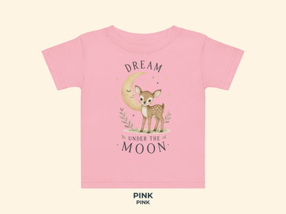 Dream Under The Moon Rehkitz Baby T-Shirt in Pink – Produktansicht von Odd Hour Supply.