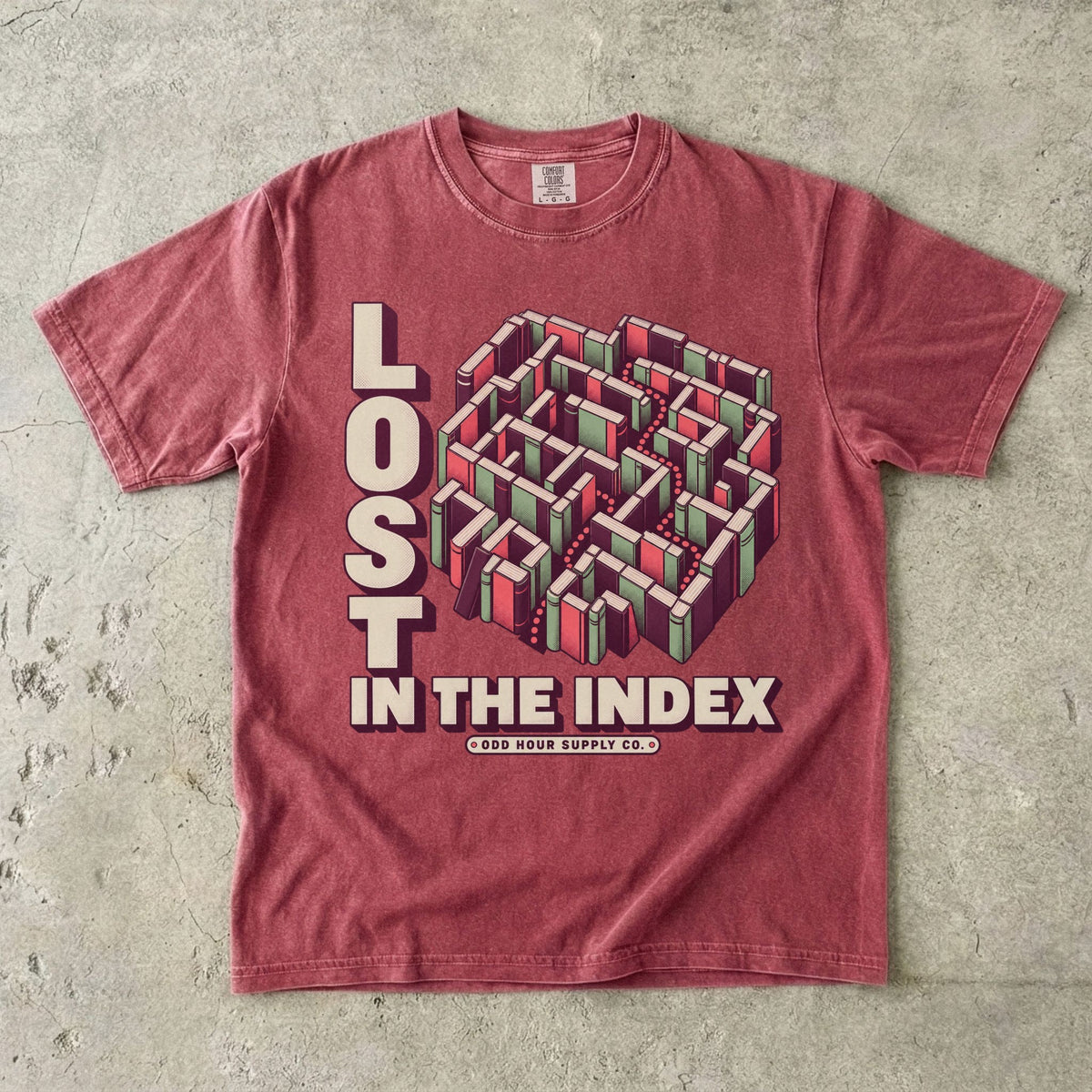 T-Shirt in Brick mit geometrischem Bücherlabyrinth und LOST IN THE INDEX von Odd Hour Supply Co.