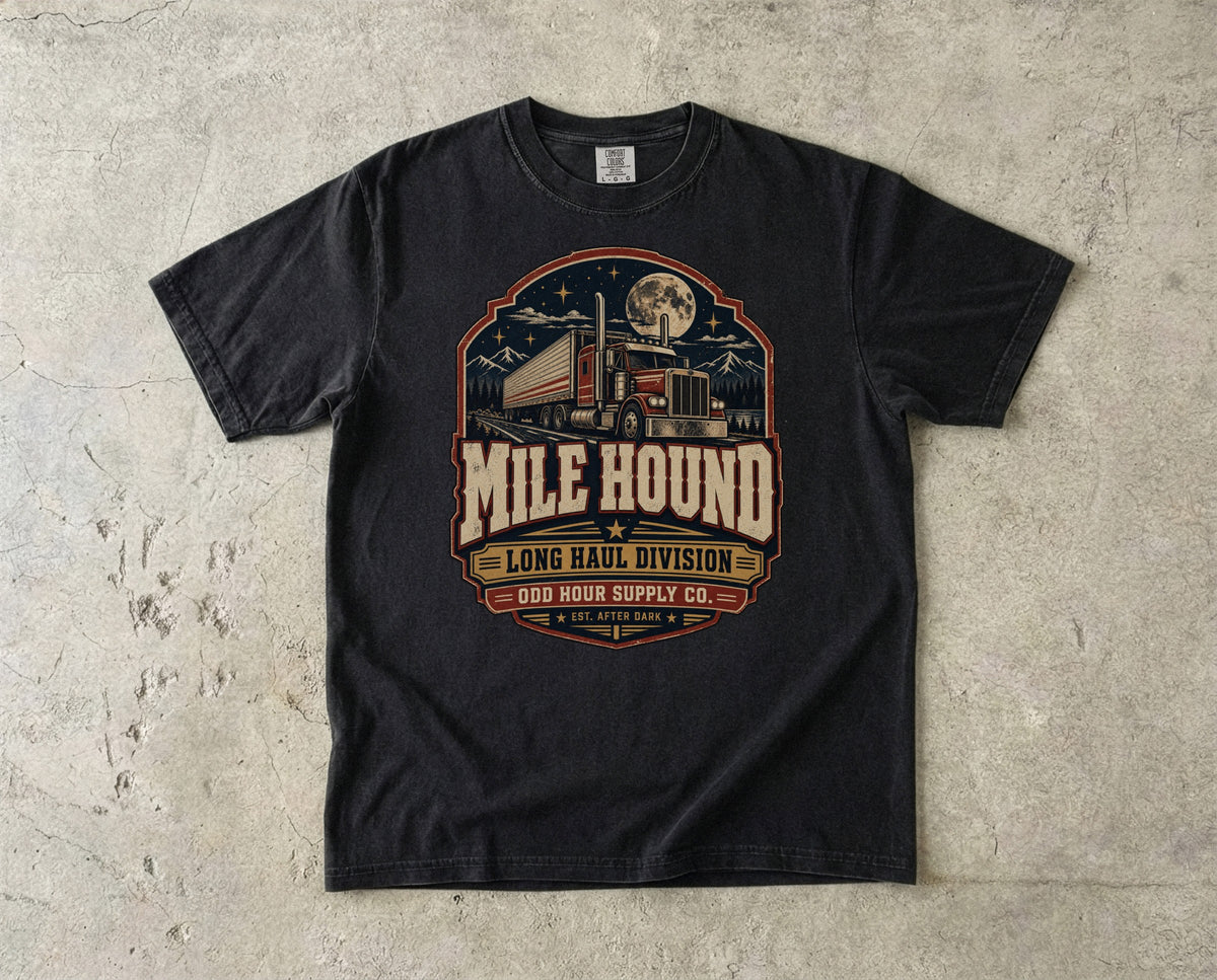 Mile Hound – Long Haul Division T-Shirt in Schwarz – Vorderansicht von Odd Hour Supply.