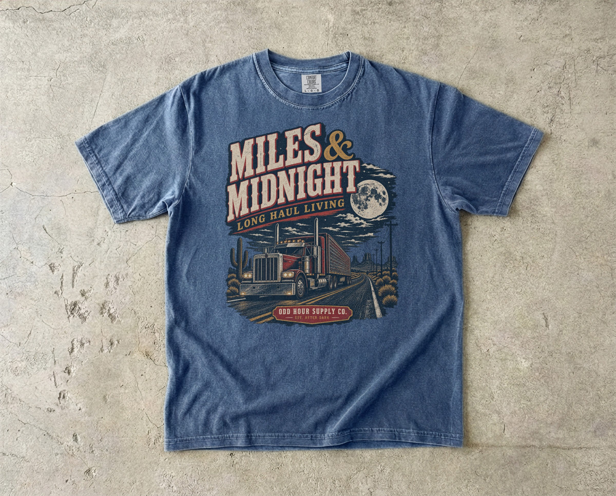 Miles & Midnight – Long Haul Living T-Shirt in Denim – Vorderansicht von Odd Hour Supply.
