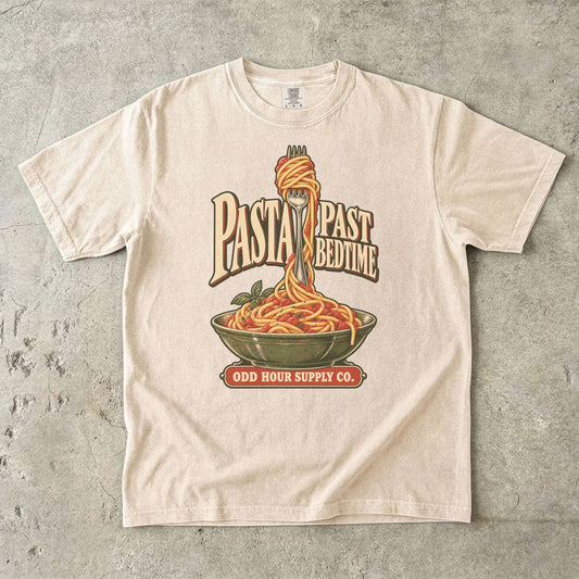 Comfort Colors 1717 T-Shirt in Ivory mit dem Motiv Pasta Past Bedtime, Vorderansicht