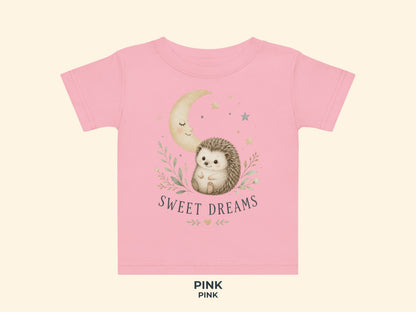 Sweet Dreams Igel Baby T-Shirt in Pink – Produktansicht von Odd Hour Supply.