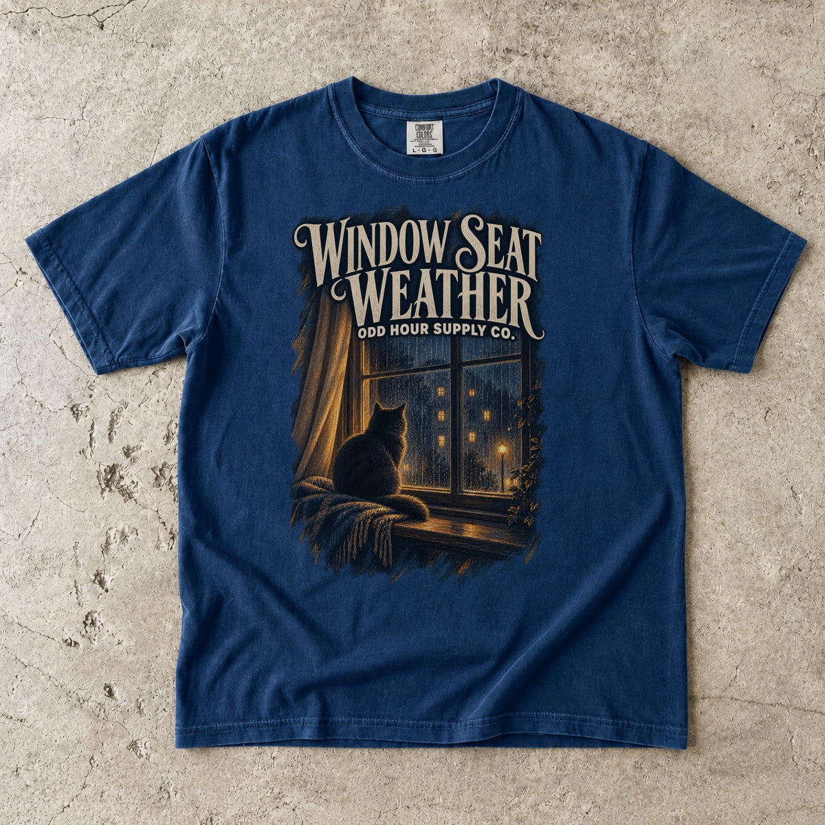 Comfort Colors 1717 T-Shirt in Navy mit dem Motiv Window Seat Weather, Vorderansicht