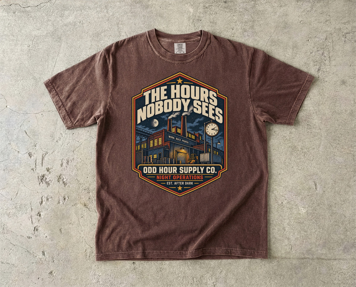 The Hours Nobody Sees T-Shirt – Vorderansicht von Odd Hour Supply.