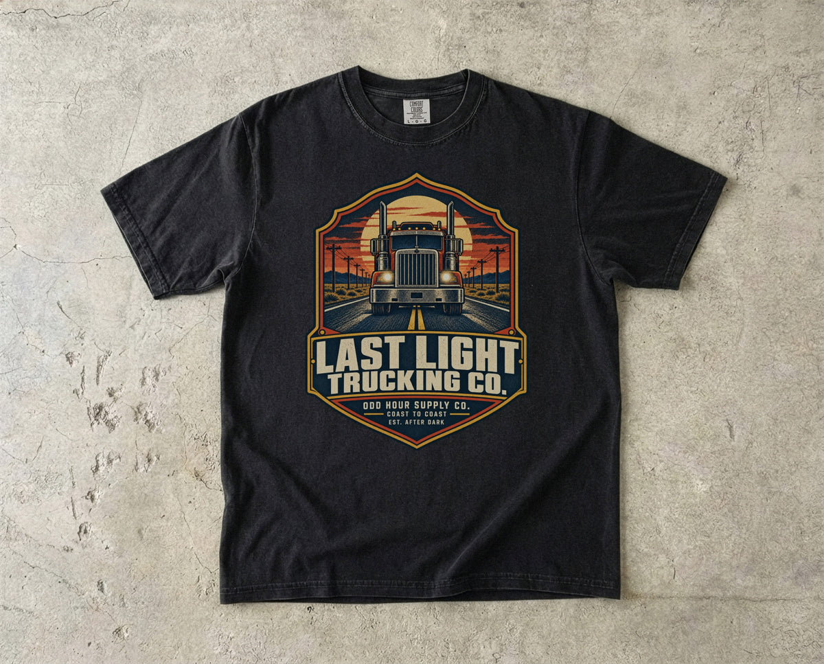 Last Light Trucking Co. T-Shirt in Schwarz – Vorderansicht von Odd Hour Supply.