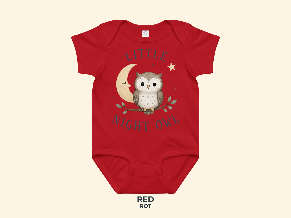 Little Night Owl Babybody in Rot – Produktansicht von Odd Hour Supply.